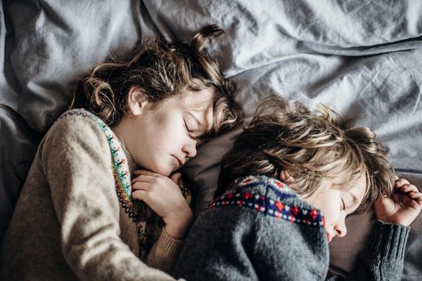 La importancia del buen sueño en la salud mental de los niños y adolescentes